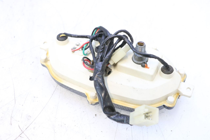 photo de COMPTEUR KEEWAY MATRIX RX9 125 (2006 - 2007) - Gros plan technique