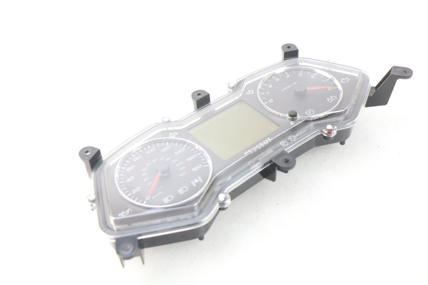 photo de COMPTEUR  PEUGEOT METROPOLIS 400 (2017 - 2020) - Autre angle de vue