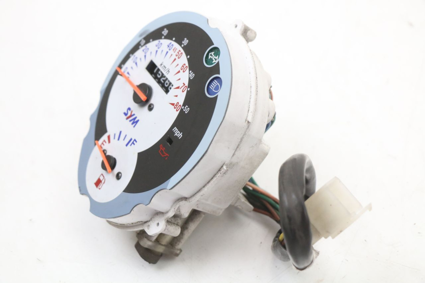 photo de COMPTEUR  SYM MIO 50 (2005 - 2010) - Autre angle de vue