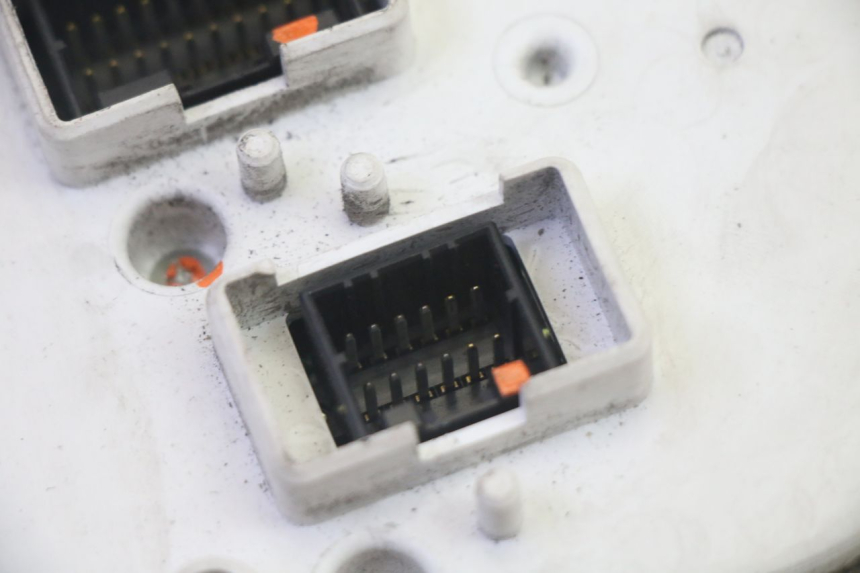 photo de COMPTEUR PIAGGIO MP3 125 (2006 - 2014)