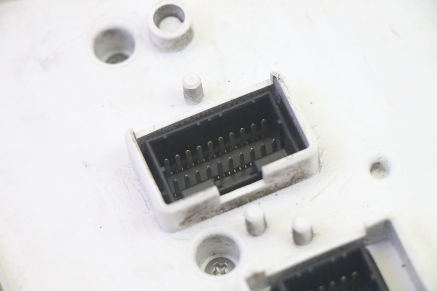 photo de COMPTEUR  PIAGGIO MP3 RL 250 (2007 - 2010) - Vue produit