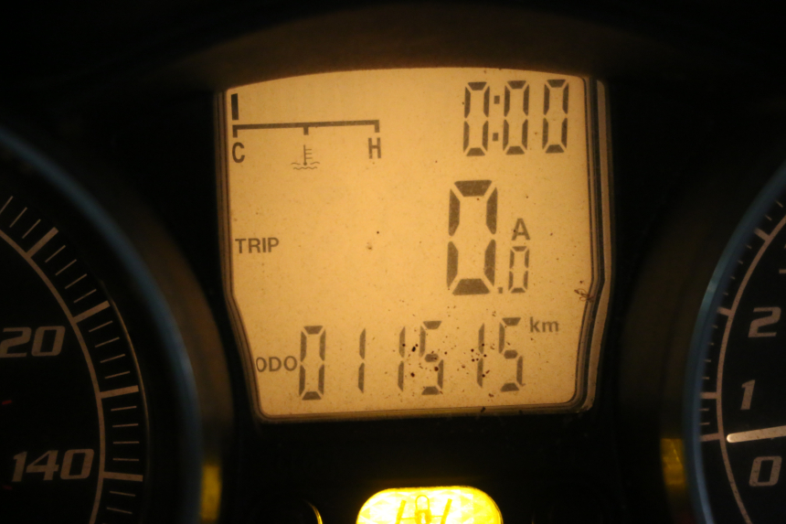 photo de COMPTEUR  PIAGGIO MP3 RL 250 (2007 - 2010) - Zoom état d’usage