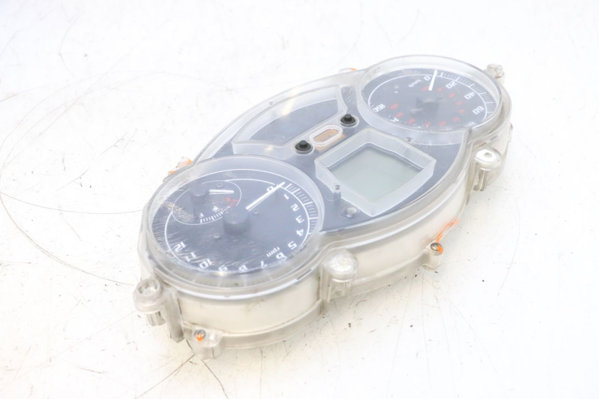 photo de COMPTEUR  PIAGGIO MP3 RL 250 (2006 - 2010) - Vue produit