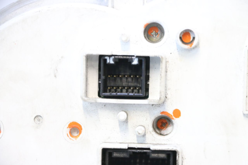 photo de COMPTEUR  PIAGGIO MP3 RL 250 (2006 - 2010) - Pièce contrôlée