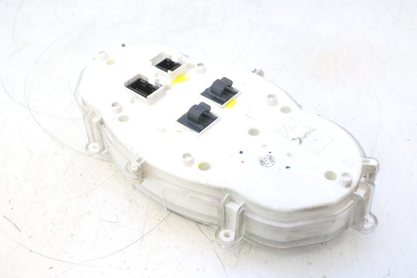 photo de COMPTEUR  PIAGGIO MP3 500 (2011 - 2015) - Autre angle de vue