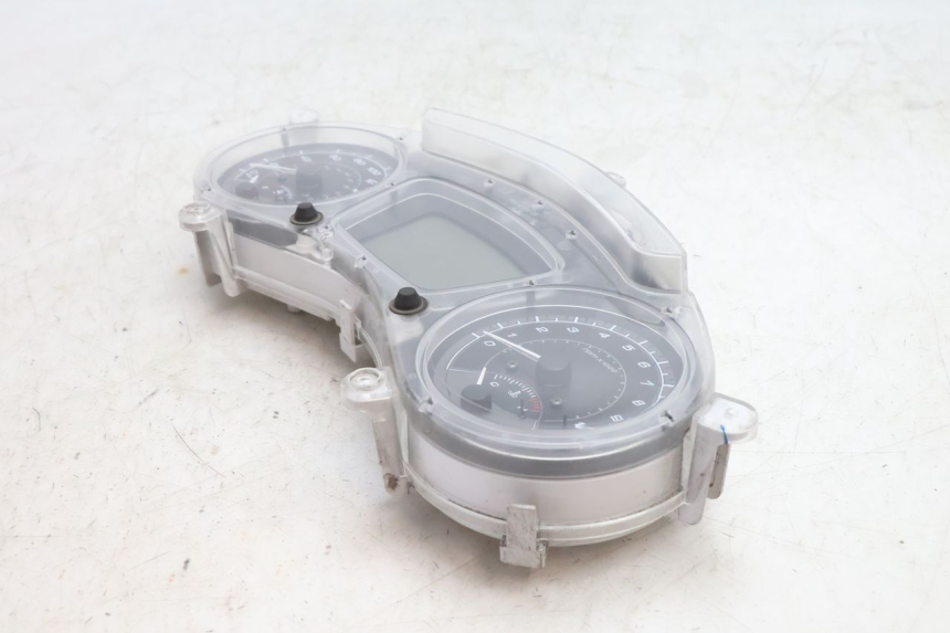 photo de COMPTEUR  PIAGGIO MP3 500 (2016 - 2018) - Marquages et références