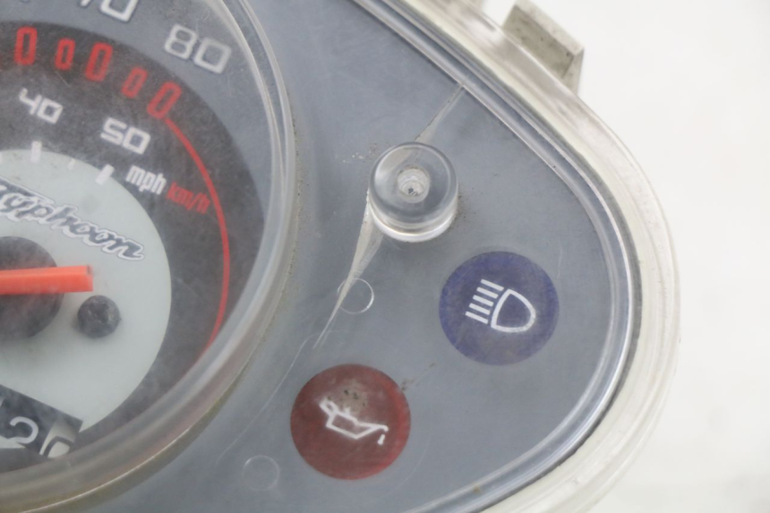 photo de COMPTEUR  PIAGGIO NEW TYPHOON 50 (2010 - 2017) - Gros plan technique
