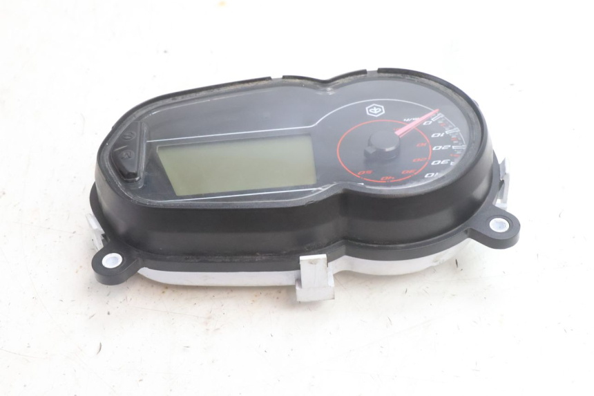 photo de COMPTEUR PIAGGIO NEW TYPHOON 50 (2018 - 2021) - Points de fixation
