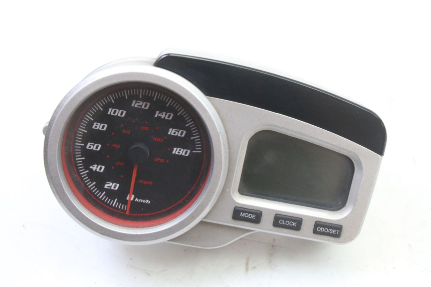 photo de COMPTEUR  GILERA NEXUS 125 (2009 - 2013)