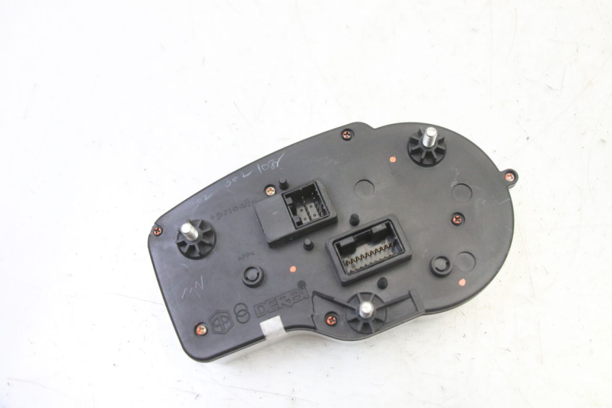 photo de COMPTEUR  GILERA NEXUS 125 (2009 - 2013)