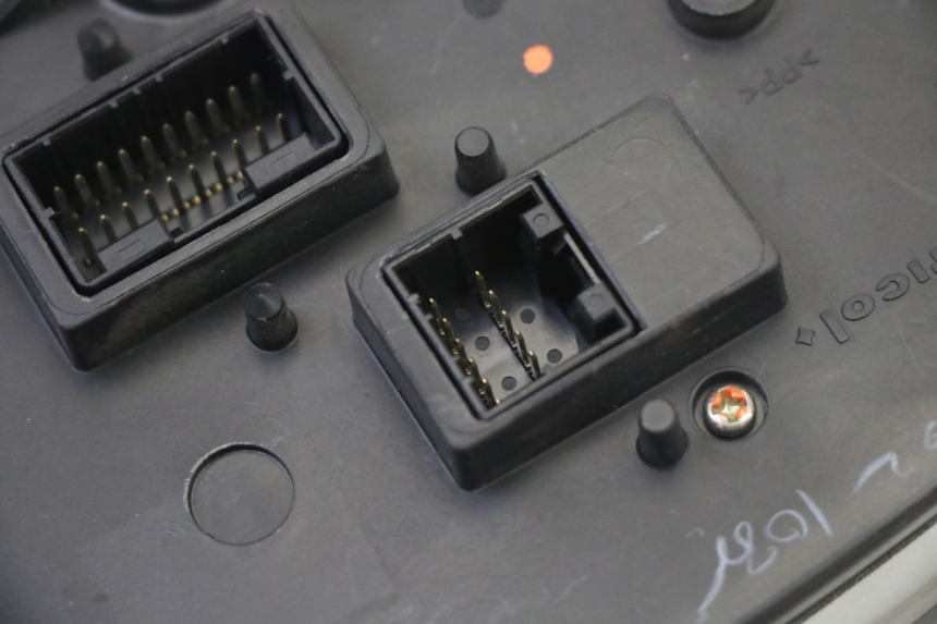 photo de COMPTEUR  GILERA NEXUS 125 (2009 - 2013)