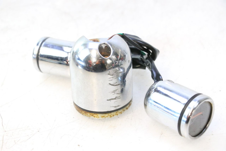 photo de COMPTEUR  JM MOTORS OLDIES 4T 50 (2020 - 2026) - Points de fixation