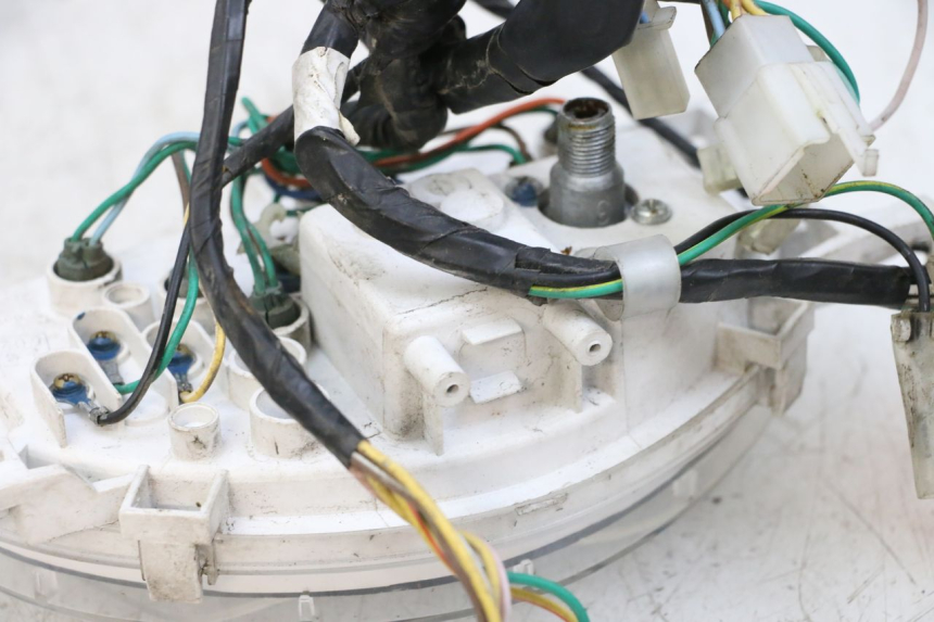 photo de COMPTEUR  SYM ORBIT 2 50 (2008 - 2014) - Autre angle de vue