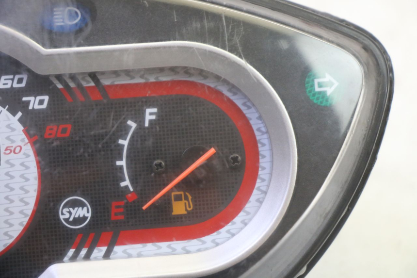 photo de COMPTEUR  SYM ORBIT III 3 4T 50 (2021 - 2025) - Zoom état d’usage