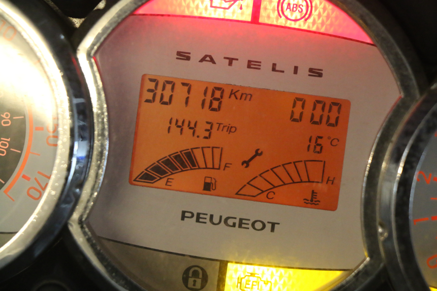 photo de COMPTEUR PEUGEOT SATELIS COMPRESSOR K15 125 (2006 - 2009)