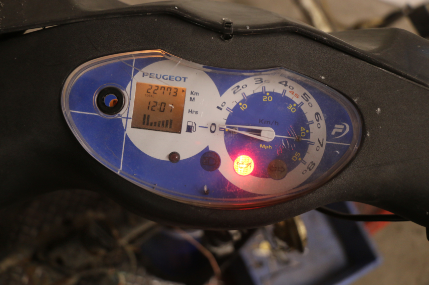 photo de COMPTEUR  PEUGEOT VIVACITY 50 (1998 - 2003)