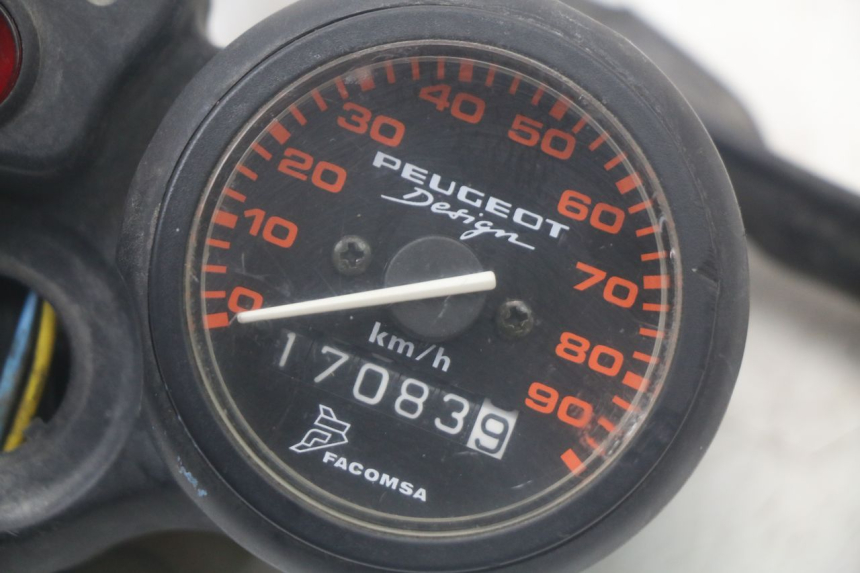 photo de COMPTEUR PEUGEOT XP6 50 (1997 - 2003)