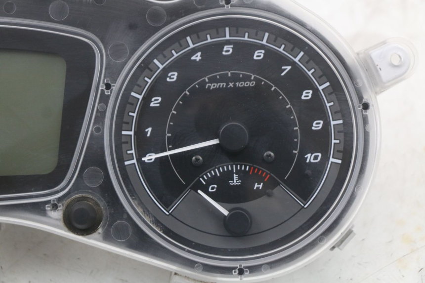 photo de COMPTEUR  PIAGGIO MP3 HPE 350 (2018 - 2020)