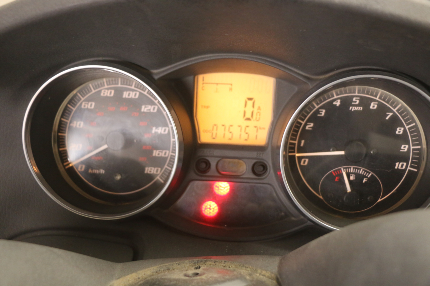 photo de COMPTEUR PIAGGIO MP3 LT 400 (2007 - 2012)