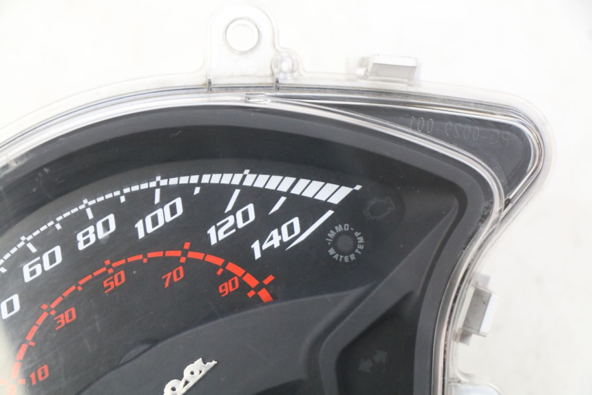 photo de COMPTEUR PIAGGIO VESPA GTS IGET ABS 125 (2017 - 2023)