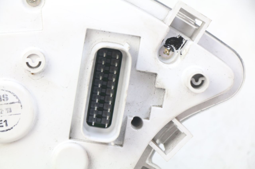 photo de COMPTEUR PIAGGIO VESPA GTS IGET ABS 125 (2017 - 2023)