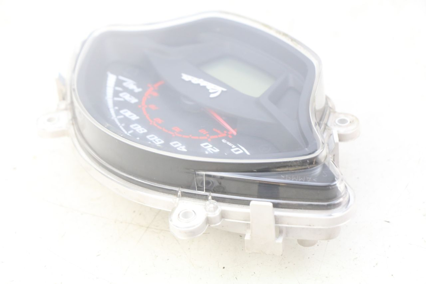 photo de COMPTEUR PIAGGIO VESPA GTS IGET ABS 125 (2017 - 2023)