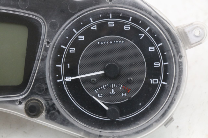 photo de COMPTEUR PIAGGIO X10 125 (2012 - 2017)