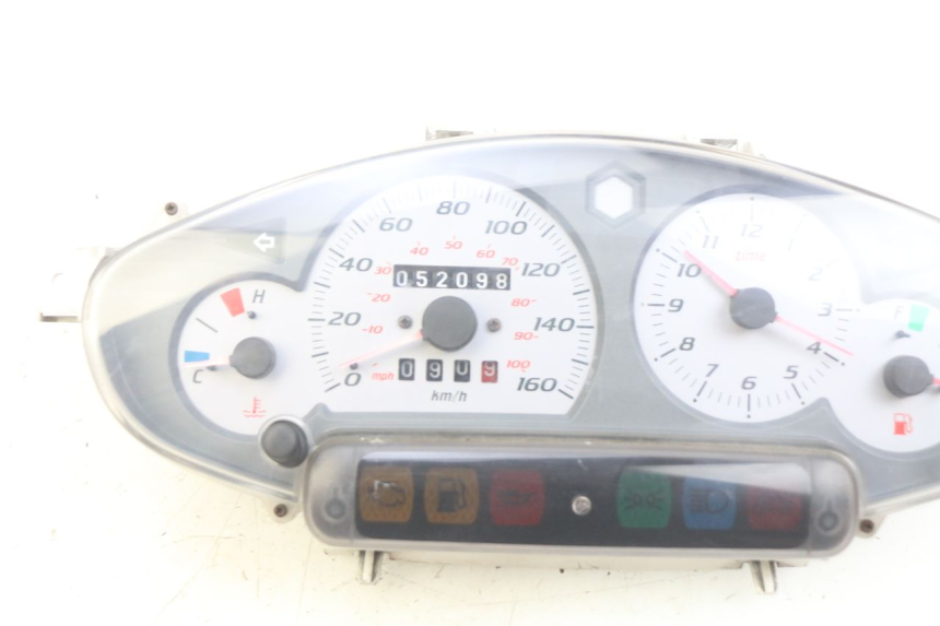 photo de COMPTEUR PIAGGIO X8 125 (2004 - 2007)