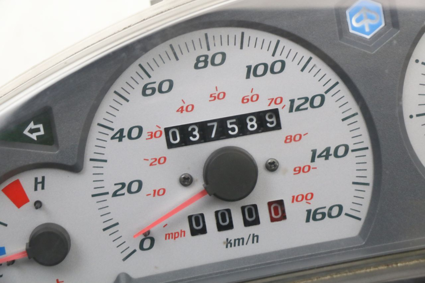 photo de COMPTEUR PIAGGIO X8 125 (2004 - 2007)