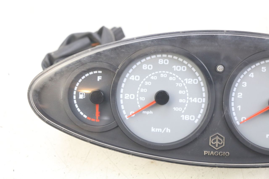 photo de COMPTEUR PIAGGIO X9 125 (2000 - 2003)