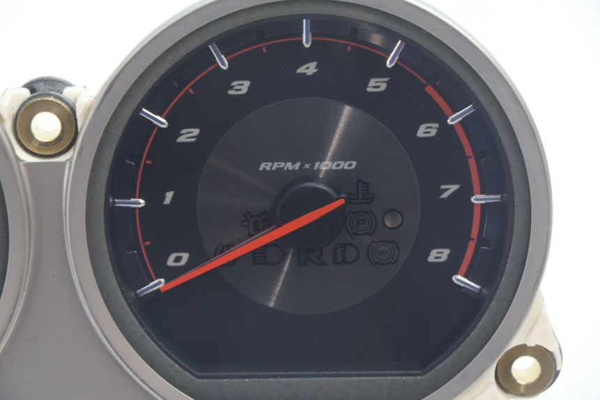 photo de COMPTEUR  HARLEY DAVIDSON ROAD GLIDE FLTRXSE 1920 (2018 - 2022) - Zoom état d’usage