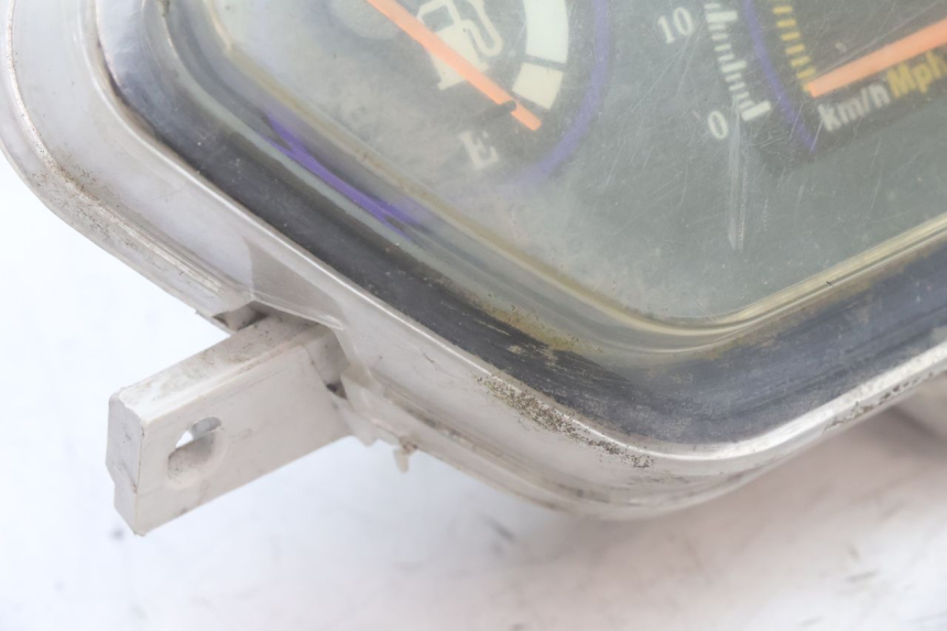 photo de COMPTEUR TNT MOTOR ROMA 10' 4T 50 (2007 - 2018) - Gros plan technique