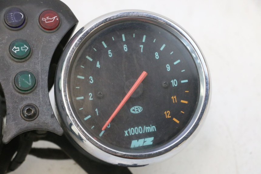 photo de COMPTEUR  MZ RT 125 (2000 - 2008) - État de surface