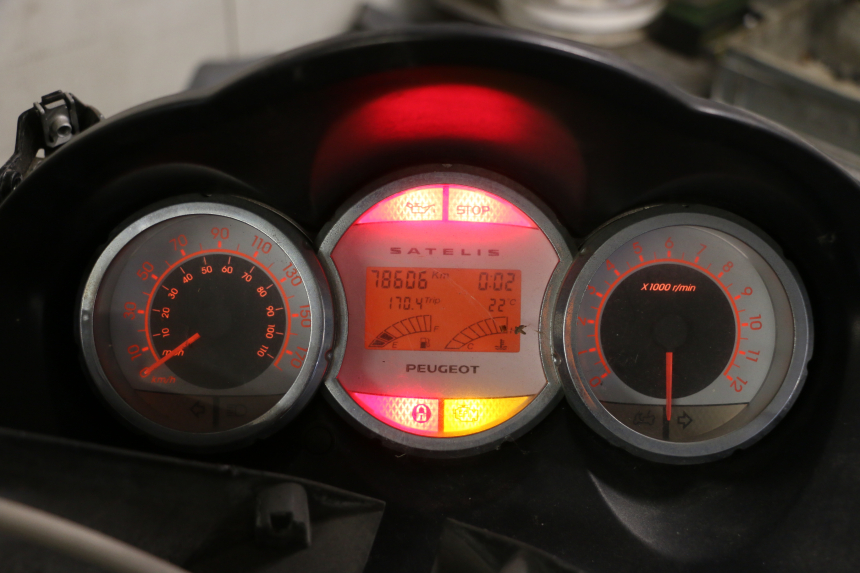 photo de COMPTEUR  PEUGEOT SATELIS 250 (2006 - 2012)