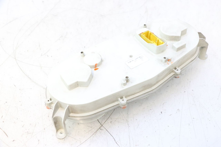 photo de COMPTEUR PEUGEOT SATELIS 125 (2006 - 2009) - Points de fixation