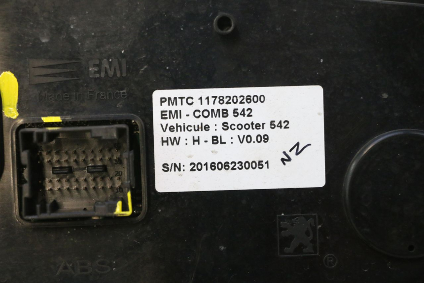 photo de COMPTEUR  PEUGEOT SATELIS 125 (2013 - 2018) - Vue produit
