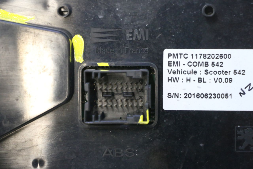 photo de COMPTEUR  PEUGEOT SATELIS 125 (2013 - 2018) - Détails caractéristiques