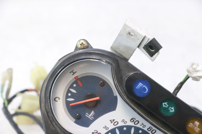 photo de COMPTEUR  HONDA SH 125 (2001 - 2003) - Zoom état d’usage