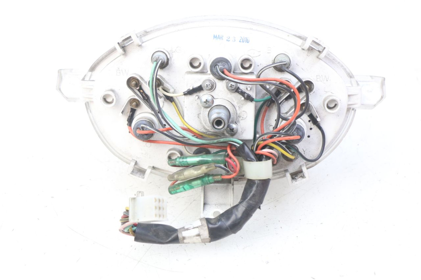 photo de COMPTEUR  SUZUKI SIXTEEN 125 (2008 - 2010) - État de surface