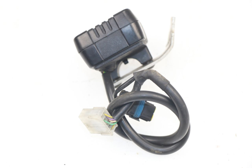 photo de COMPTEUR  PEUGEOT SPEEDFIGHT 2 AC 50 (2000 - 2009) - Autre angle de vue