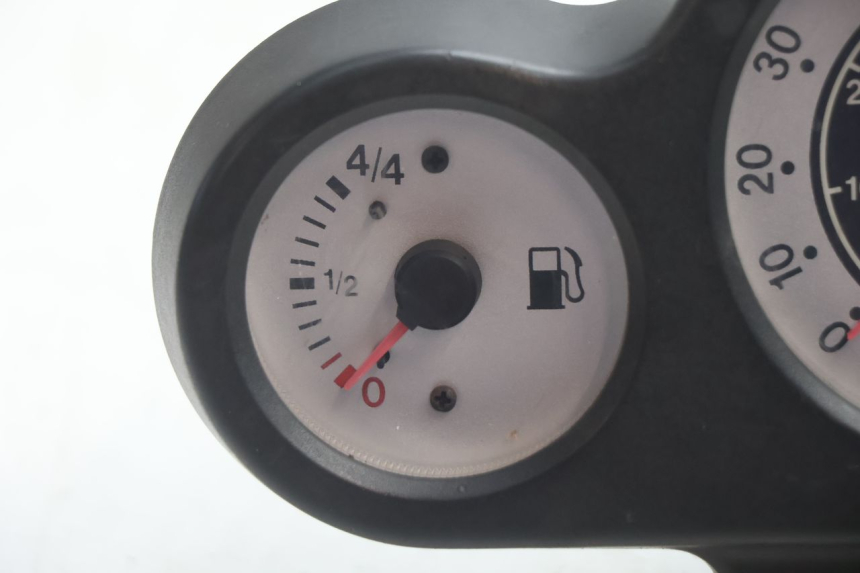 photo de COMPTEUR  PEUGEOT SPEEDFIGHT 2 AC 50 (2000 - 2009) - Détail de la pièce
