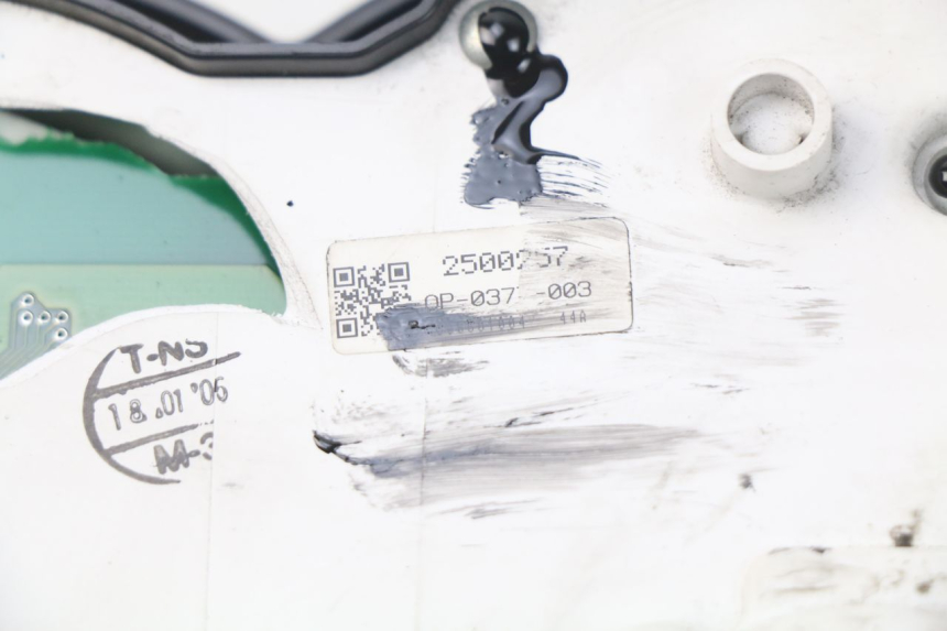 photo de COMPTEUR  TRIUMPH SPRINT ST ABS 1050 (2005 - 2007)