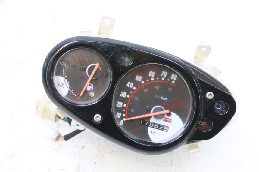photo de COMPTEUR  APRILIA SR MOTARD 50 (2012 - 2018) - Vue principale