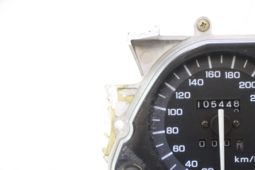 photo de COMPTEUR  HONDA ST PAN EUROPEAN 1100 (1990 - 2002) - Vue rapprochée