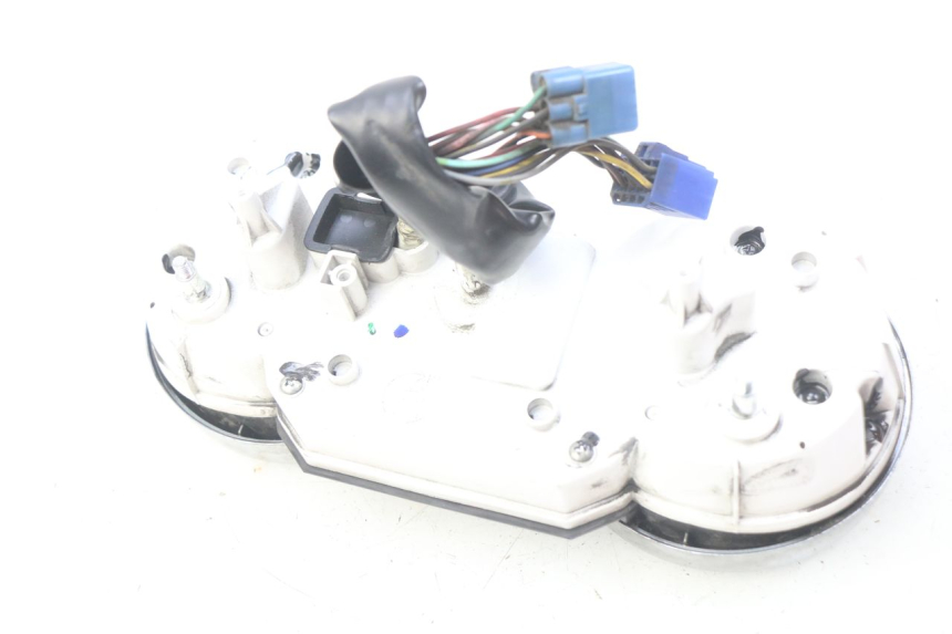 photo de COMPTEUR  SUZUKI GSF S BANDIT 600 (2000 - 2004)