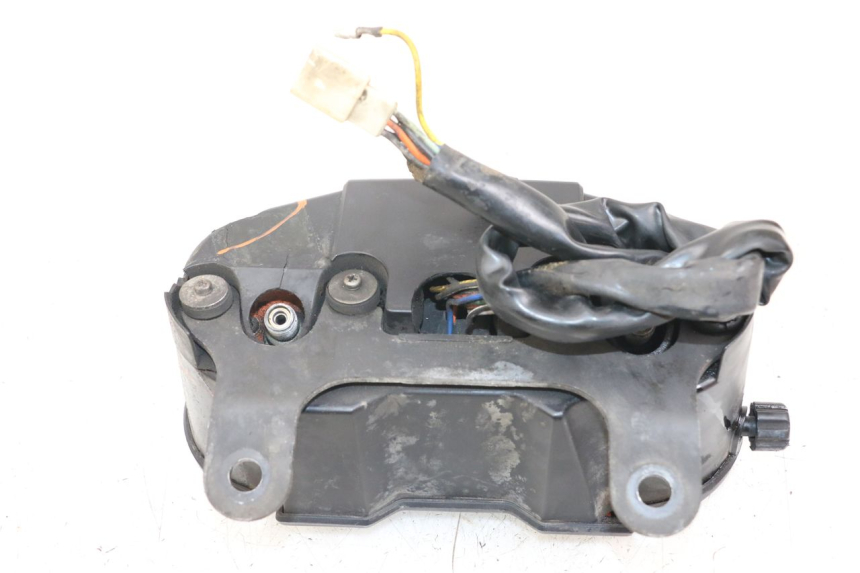 photo de COMPTEUR  SUZUKI GSX E 250 (1982 - 1983)