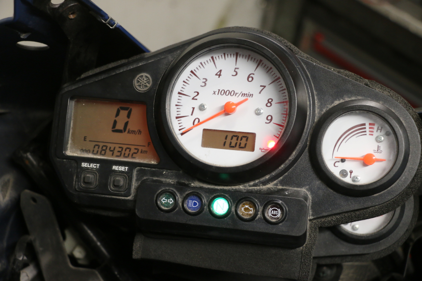 photo de COMPTEUR  YAMAHA TDM ABS 900 (2002 - 2014) - Zoom état d’usage