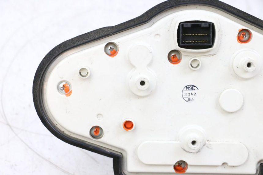 photo de COMPTEUR  YAMAHA TDM ABS 900 (2002 - 2014) - Autre angle de vue