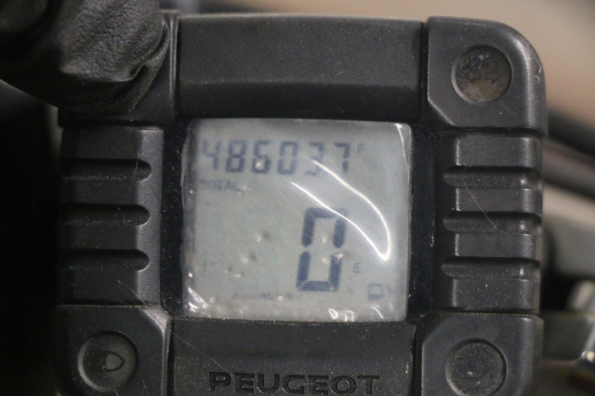 photo de COMPTEUR PEUGEOT TKR TREKKER FURIOUS 50 (2005 - 2014) - Vue produit