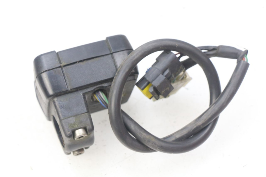 photo de COMPTEUR PEUGEOT TKR TREKKER FURIOUS 50 (2005 - 2014) - Autre angle de vue